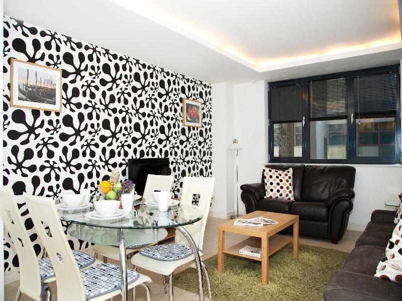Amber Nike Apartments ลอนดอน ภายนอก รูปภาพ
